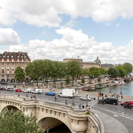 Apartment Pick A Flat's In Saint Louis - Quai Des Orfevres Paris